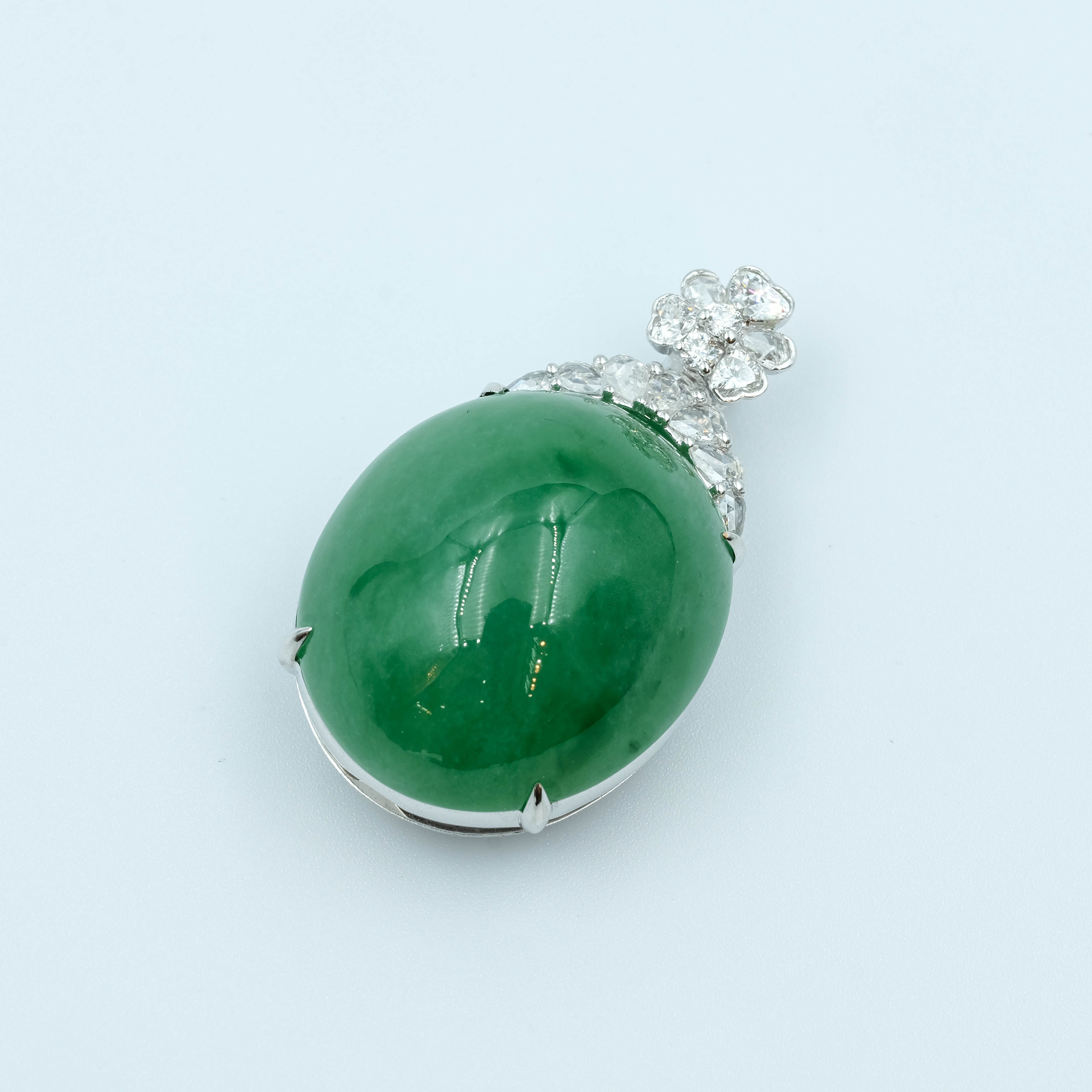 Oval Pendant Jadeite Imperial Green Grade A 18K White Gold Inlay