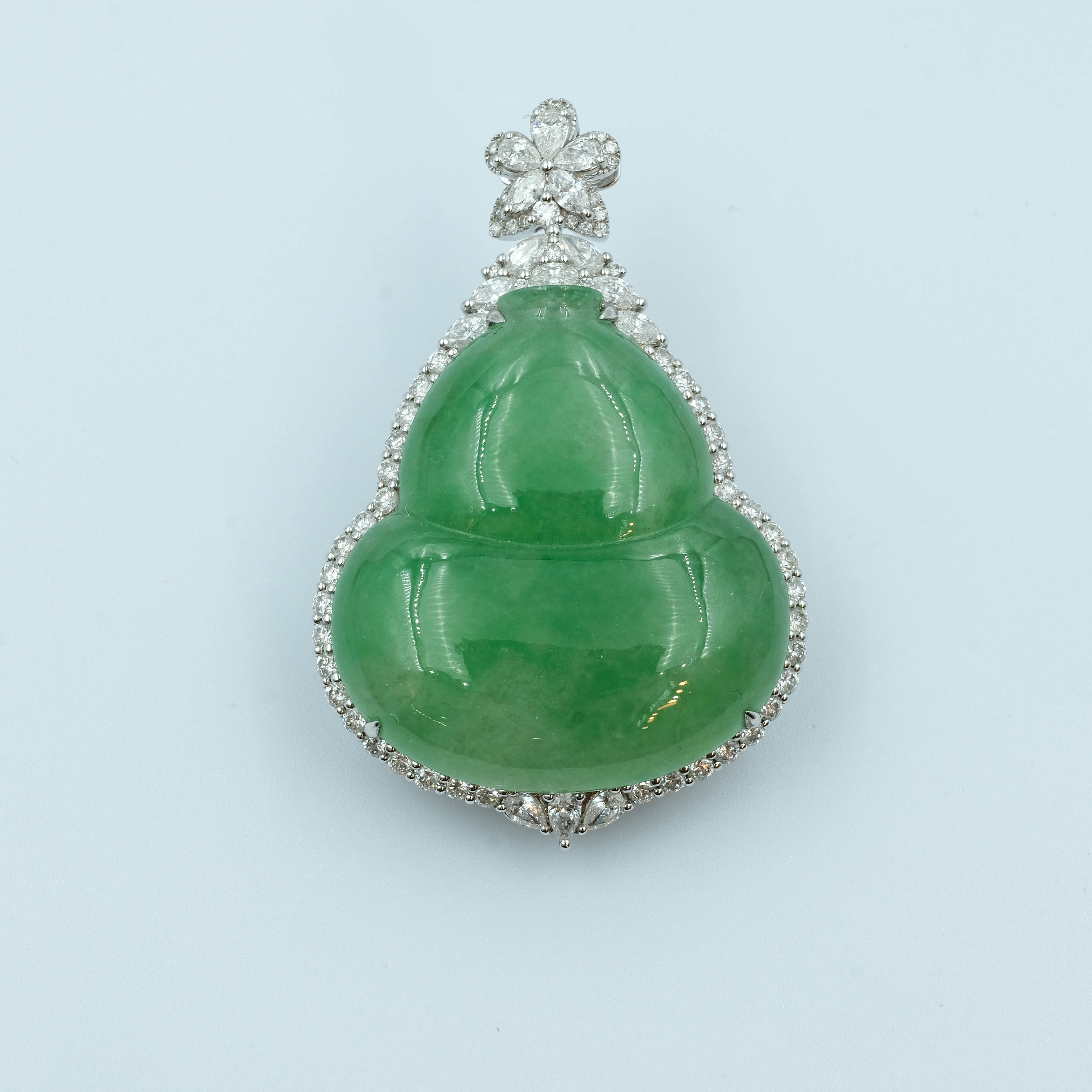 HuLu Pendant Jadeite Jade Green Grade A 18K White Gold Inlay