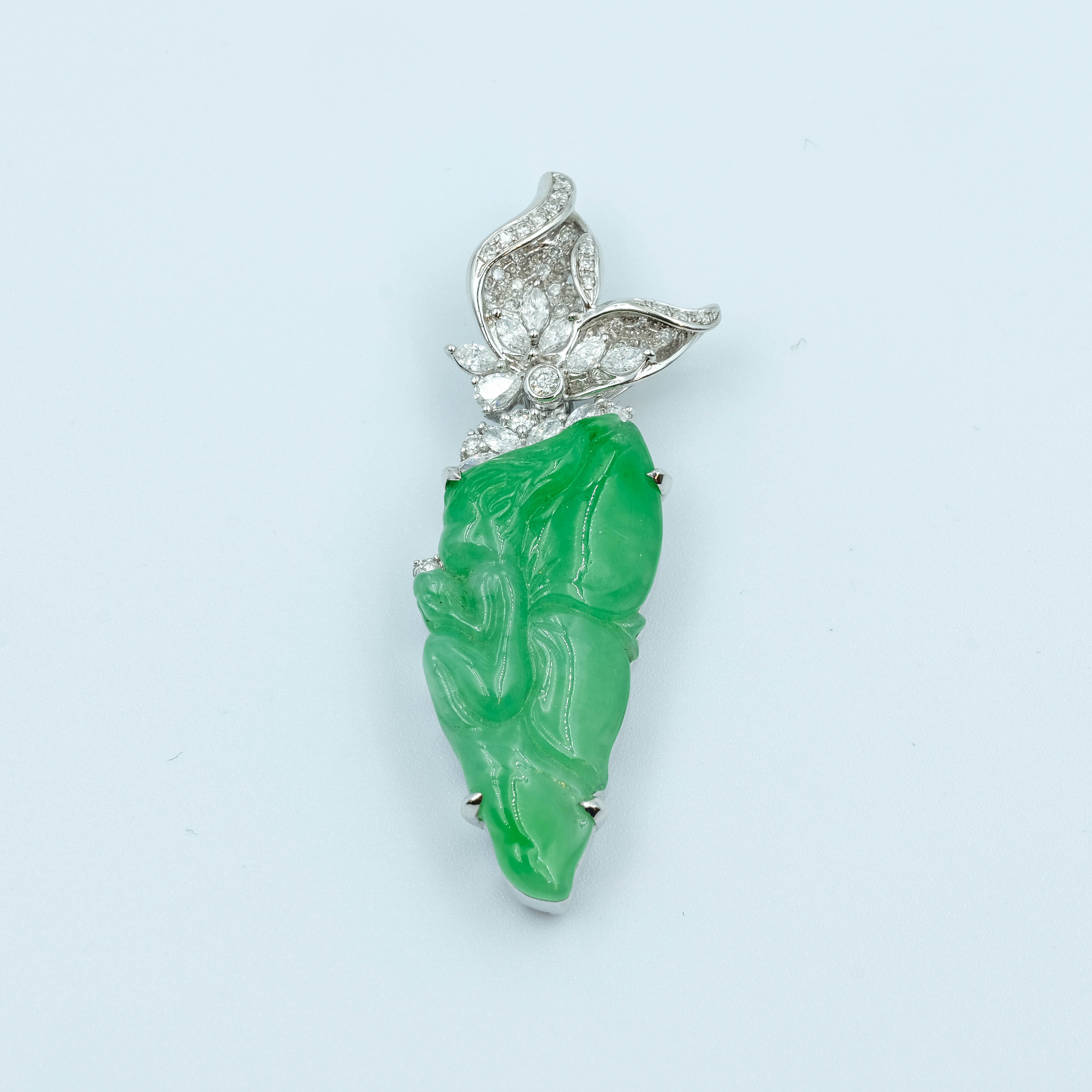 Angel Design Jadeite Pendant Sweet Green 18k White Gold Natural Diamond Inlay